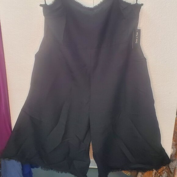NWT -Medium Doe & Rae Linen Blend Black with Unfinished Edge Jumpsuit - Picture 2 of 11